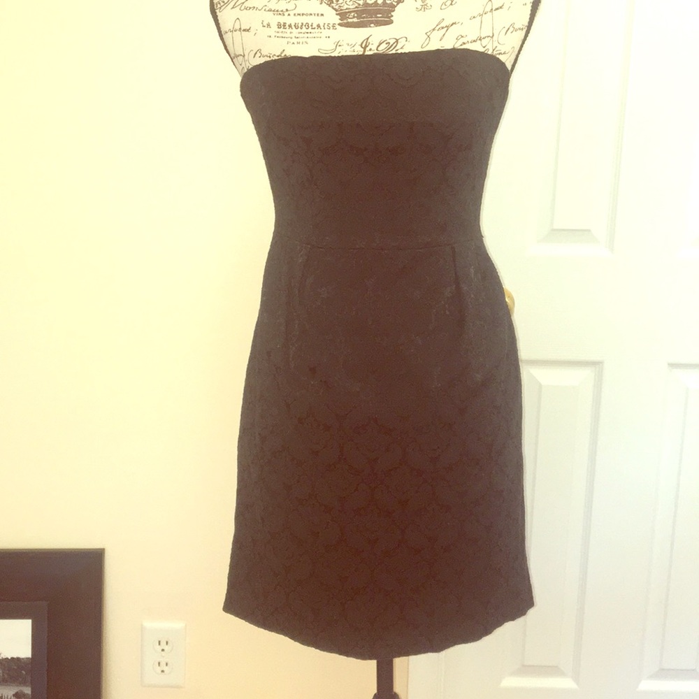 EUC LBD Strapless Brocade Peplum Cocktail Dress